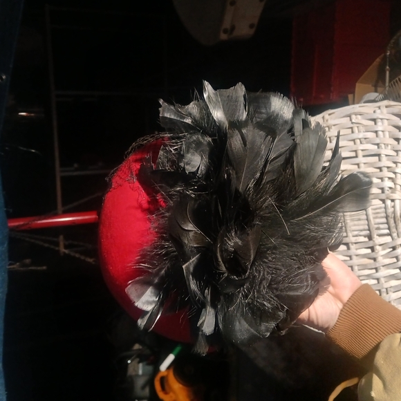 Bold Red and Black Hat with Textured Design - Picture 4 of 12